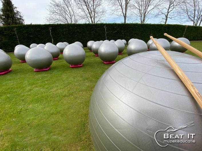 Beat It bouncing beats