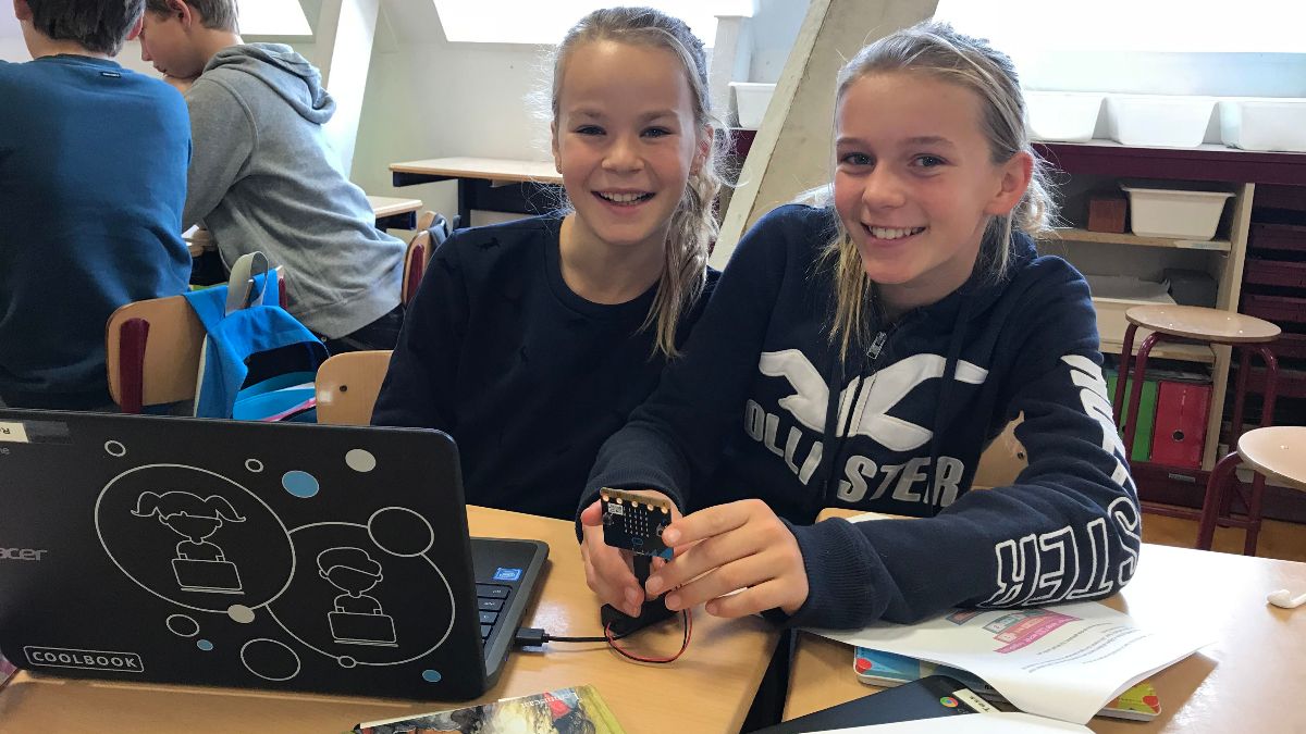 DesignWeeK at School