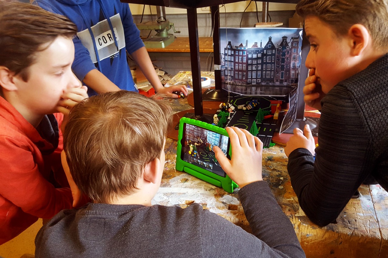 Grote Broer, Brightmakers