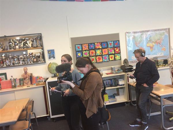 MU en Omroep Dommelland op Angelaschool