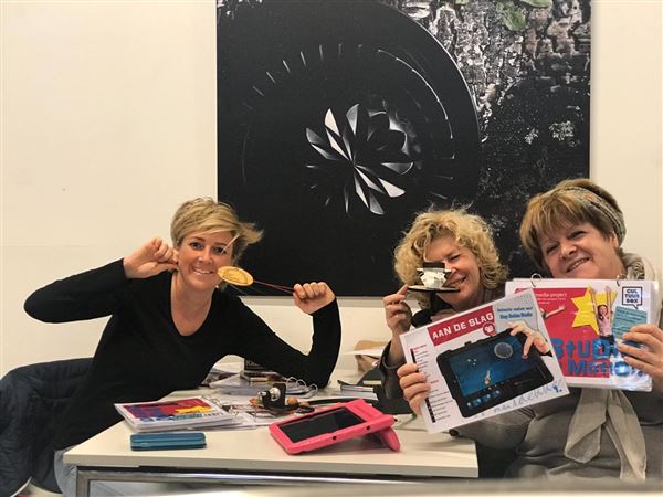 Overhandiging multimediakoffer