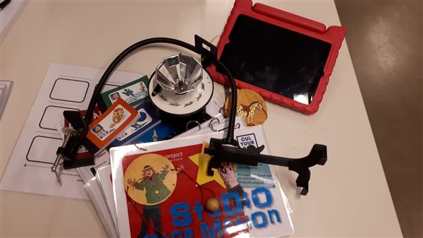 Overhandiging multimediakoffer